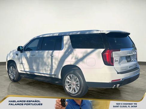 Used 2025 GMC Yukon XL Denali AWD/4WD image 4