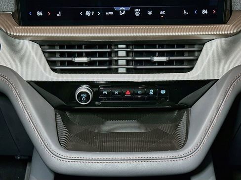 New 2026 Ford Explorer Active AWD/4WD image 30