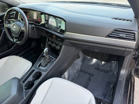 Used 2019 Volkswagen Jetta R-Line image 42