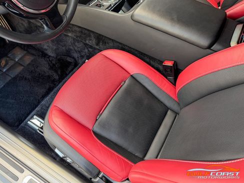 Used 2018 Rolls-Royce Wraith image 23