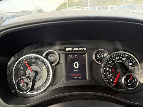 Used 2023 RAM 2500 Tradesman w/ Chrome Appearance Group image 14