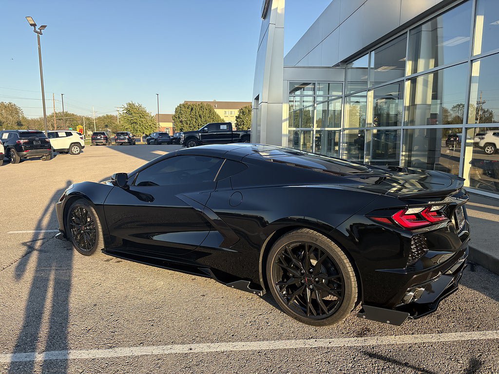 Used 2026 Chevrolet Corvette Stingray Coupe w/ 1LT RWD image 3