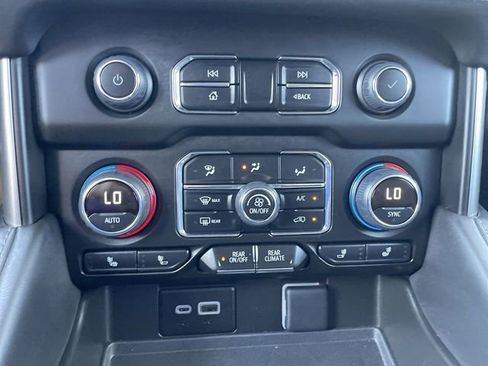 Used 2024 Chevrolet Tahoe LT w/ Luxury Package RWD image 34