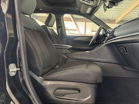 Used 2025 Jeep Grand Cherokee Laredo X w/ Luxury Tech Group I RWD image 41