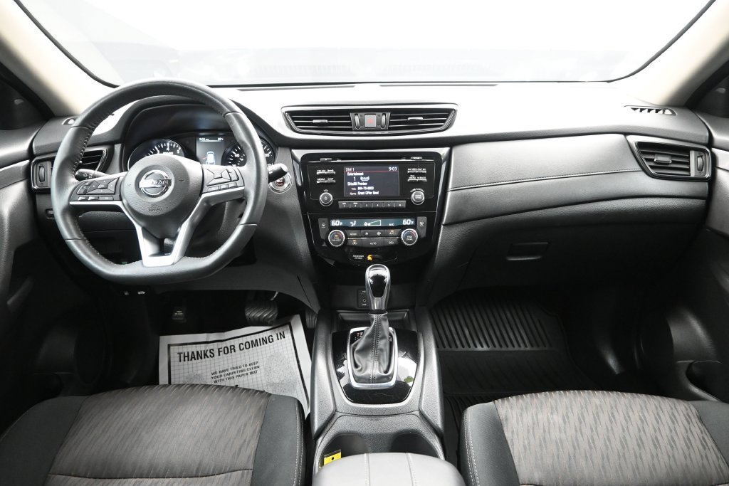Used 2017 Nissan Rogue SV w/ Midnight Edition AWD/4WD image 29