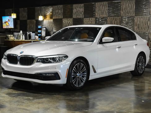 Used 2018 BMW 540i xDrive w/ Premium Package AWD/4WD image 7