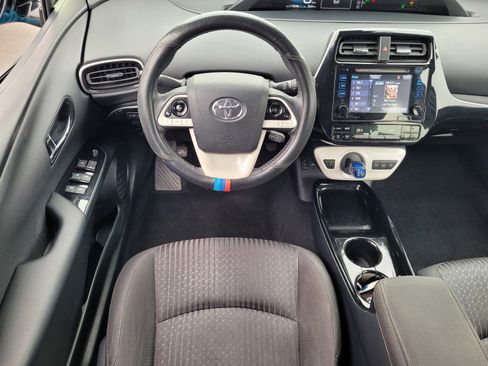 Used 2018 Toyota Prius Prime Plus image 7