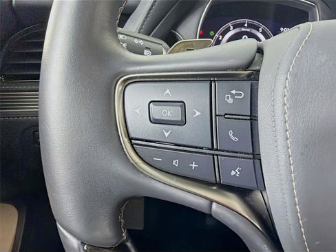 Used 2023 Lexus LS 500 w/ Interior Upgrade Package RWD image 10