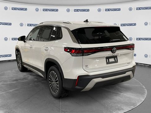 Used 2026 Volkswagen Tiguan S AWD/4WD image 3