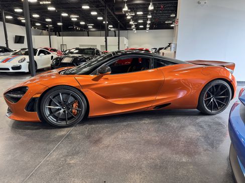 Used 2019 McLaren 720S image 6