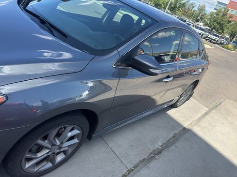 Used 2015 Nissan Sentra SR image 2