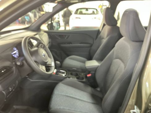 Certified 2025 Subaru Forester Premium AWD/4WD image 15
