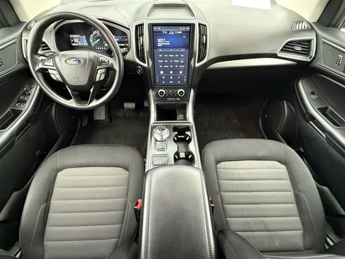 Used 2023 Ford Edge SE image 18