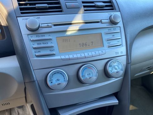 Used 2008 Toyota Camry LE image 34