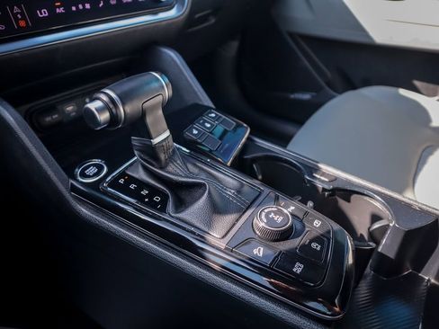 Used 2023 Kia Sportage X-Pro image 17