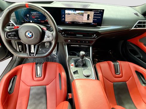 Used 2025 BMW M4 Coupe w/ Executive Package RWD image 16