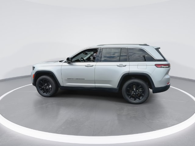 Used 2022 Jeep Grand Cherokee Limited AWD/4WD image 6