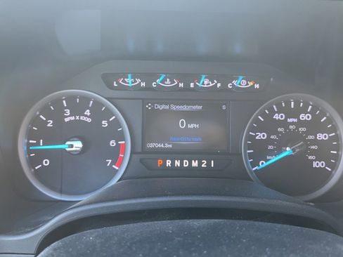 Used 2019 Ford F250 XLT w/ XLT Premium Package image 9