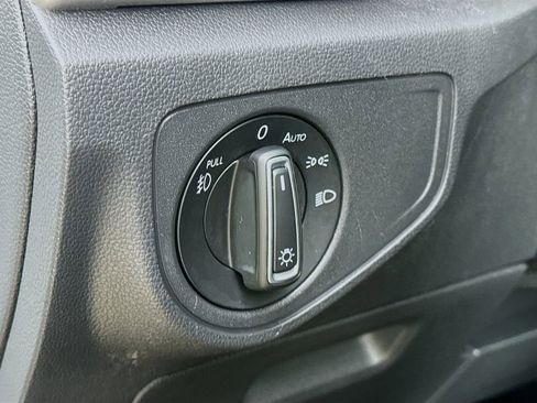 Used 2018 Volkswagen Atlas SE AWD/4WD image 12