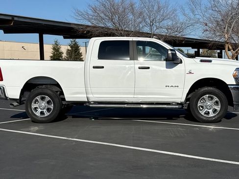 Used 2024 RAM 2500 Big Horn image 10
