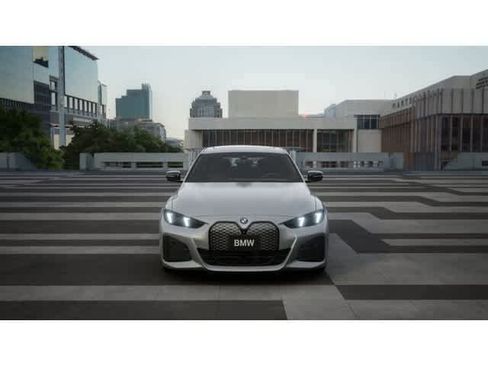 New 2026 BMW i4 eDrive40 w/ M Sport Package RWD image 3