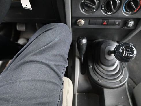 Used 2008 Jeep Wrangler X image 14