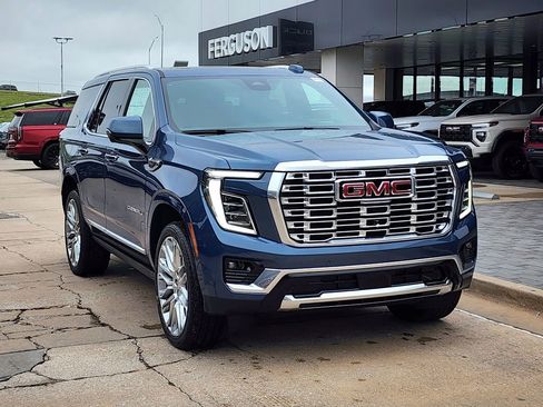 New 2026 GMC Yukon Denali w/ Denali Reserve Package AWD/4WD image 1