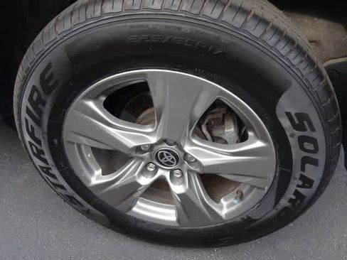 Certified 2024 Toyota RAV4 XLE FWD image 15