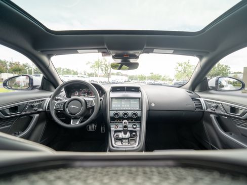 Used 2024 Jaguar F-TYPE R-Dynamic RWD image 12