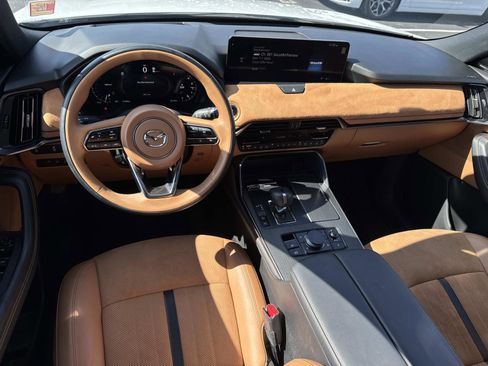 Used 2024 MAZDA CX-90 3.3 Turbo S w/ Premium Plus image 2