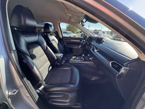 Used 2019 MAZDA CX-5 Touring FWD image 24