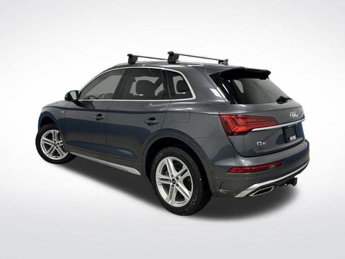 Used 2022 Audi Q5 e Prestige w/ Prestige Package image 3