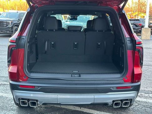 New 2026 Chevrolet Traverse LT w/ Enhanced Driving Package image 8