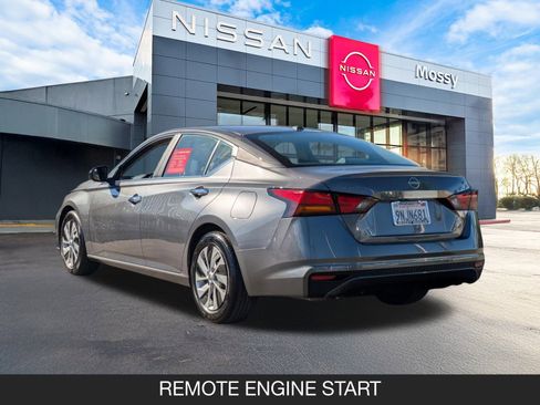 Used 2025 Nissan Altima 2.5 S image 7