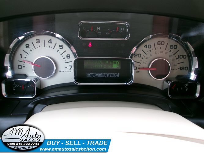 Used 2014 Ford Expedition XLT w/ Equipment Group 202A AWD/4WD image 9