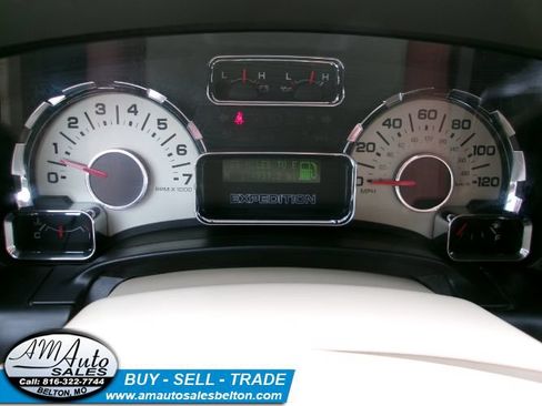 Used 2014 Ford Expedition XLT w/ Equipment Group 202A AWD/4WD image 9