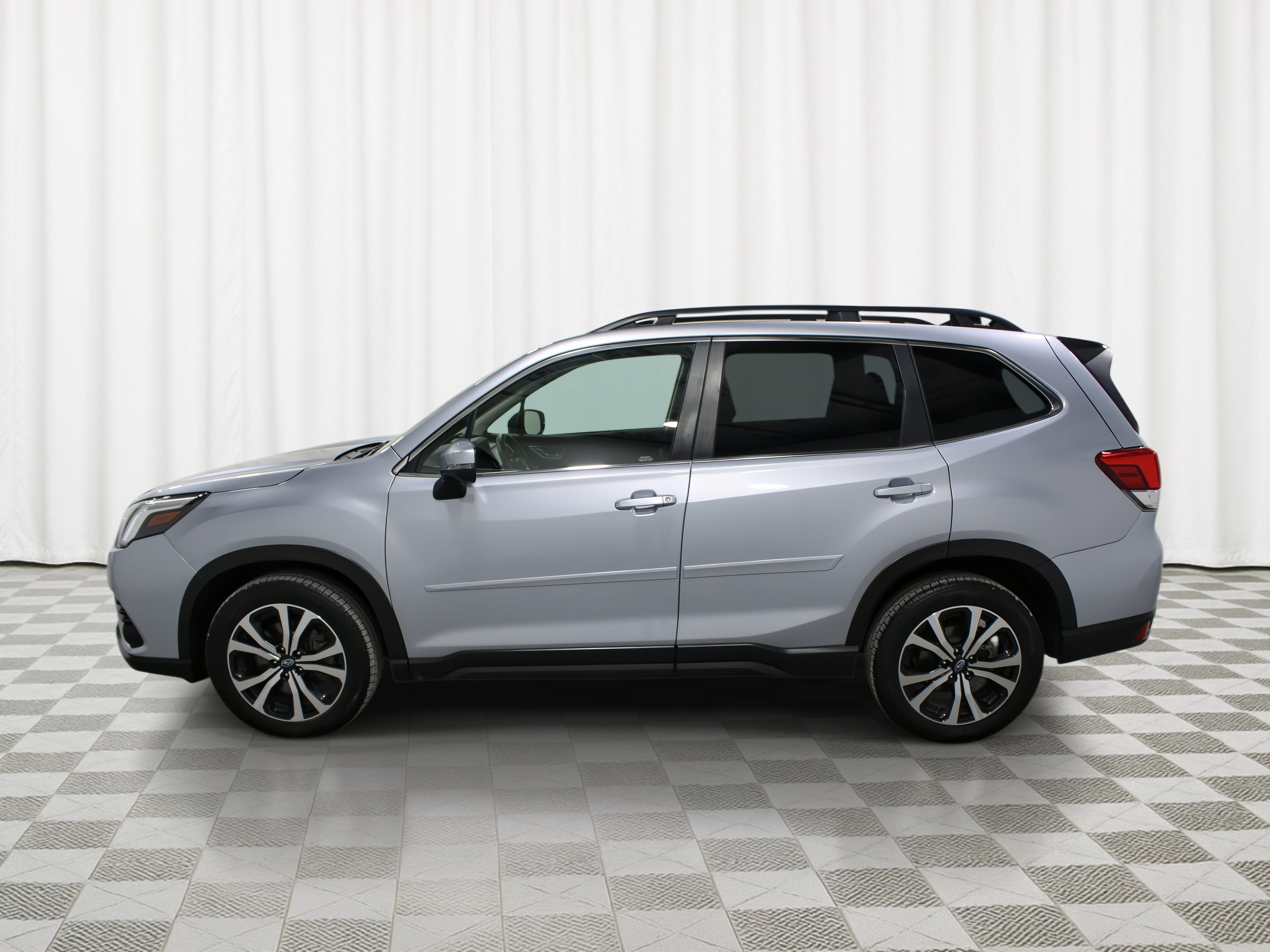 Certified 2024 Subaru Forester Limited AWD/4WD image 6