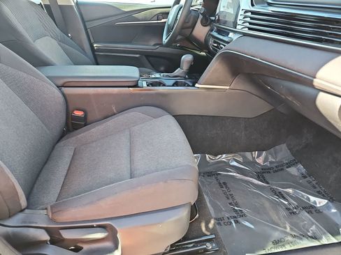 Used 2025 Toyota Camry LE image 22
