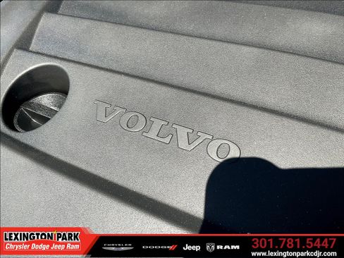 Used 2023 Volvo XC40 B5 Ultimate w/ Climate Package AWD/4WD image 30
