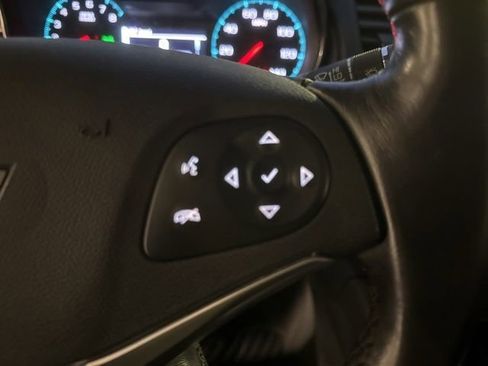 Used 2018 Chevrolet Impala LT image 12