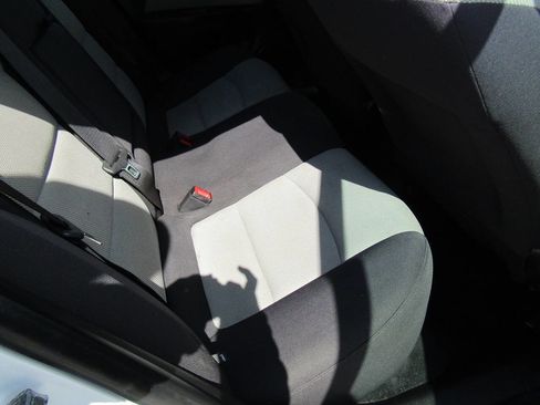 Used 2014 Chevrolet Cruze LS image 17