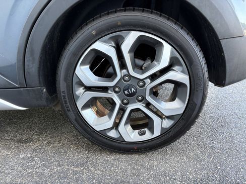 Used 2020 Kia Soul X-Line FWD image 28