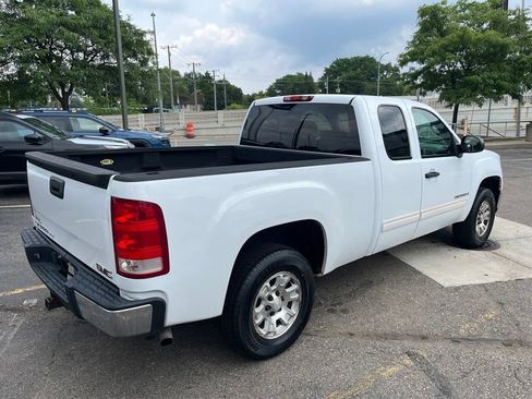 Used 2008 GMC Sierra 1500 SLE w/ Power Pack Plus RWD image 6