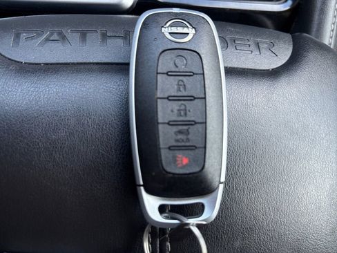 Used 2024 Nissan Pathfinder SL w/ SL Premium Package AWD/4WD image 20