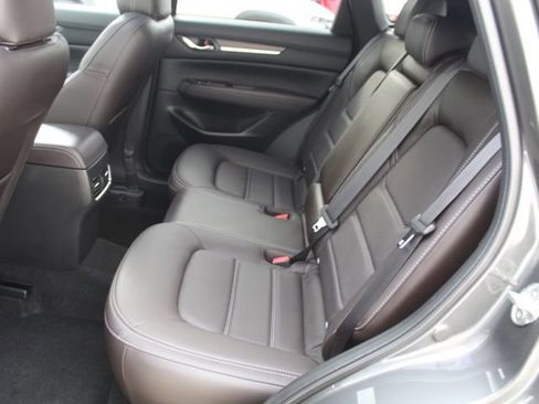 Used 2024 MAZDA CX-5 Signature image 34