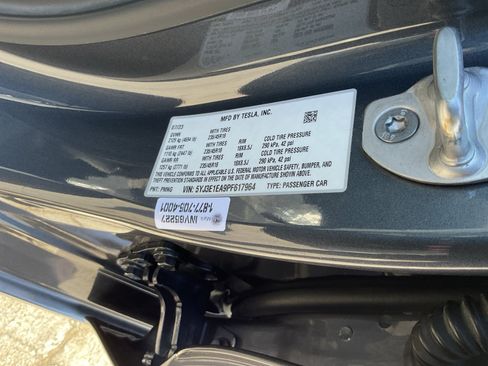 Used 2023 Tesla Model 3 Standard Range RWD image 27