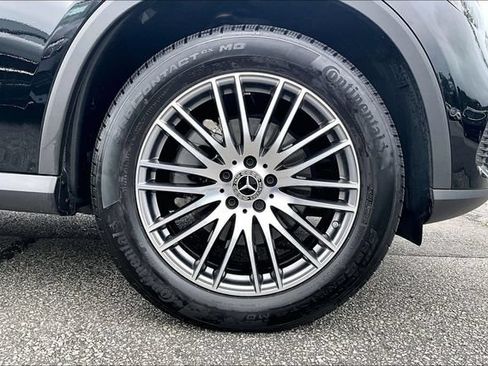 Certified 2026 Mercedes-Benz GLC 300 4MATIC image 9