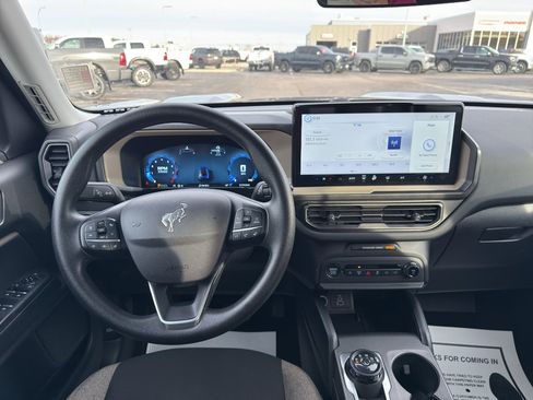 Used 2025 Ford Bronco Sport Big Bend image 13