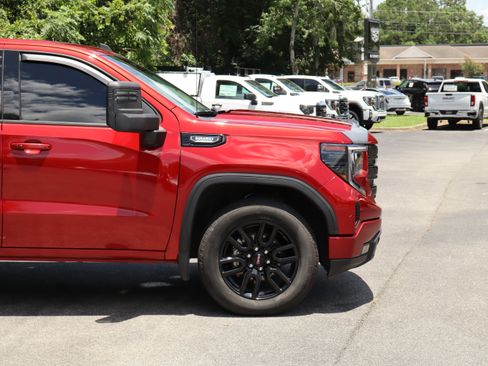 Used 2023 GMC Sierra 1500 Elevation AWD/4WD image 6