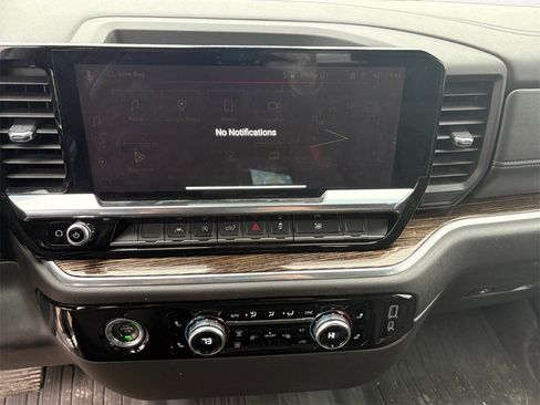 Used 2023 GMC Sierra 1500 Elevation image 11